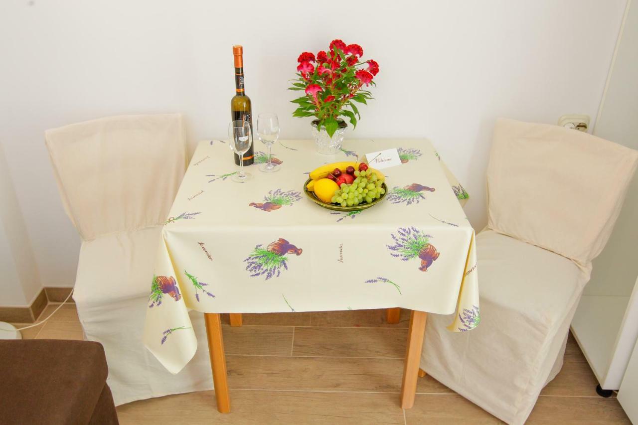 Villa Lavanda Паг Екстериор снимка
