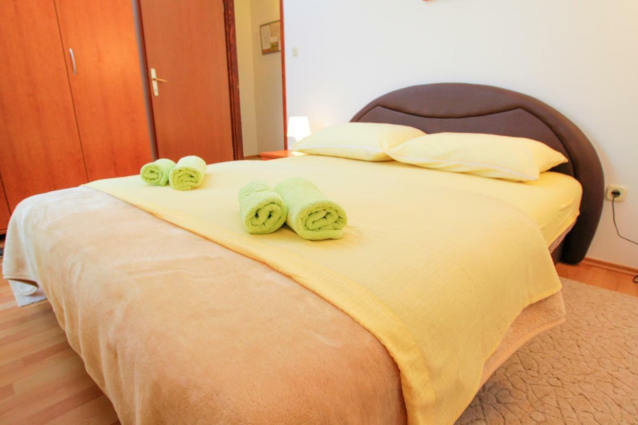 Villa Lavanda Паг Екстериор снимка