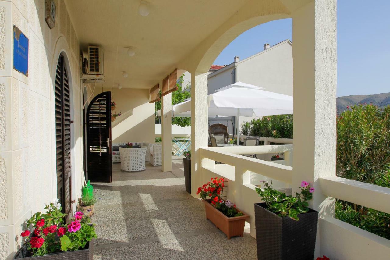 Villa Lavanda Паг Екстериор снимка